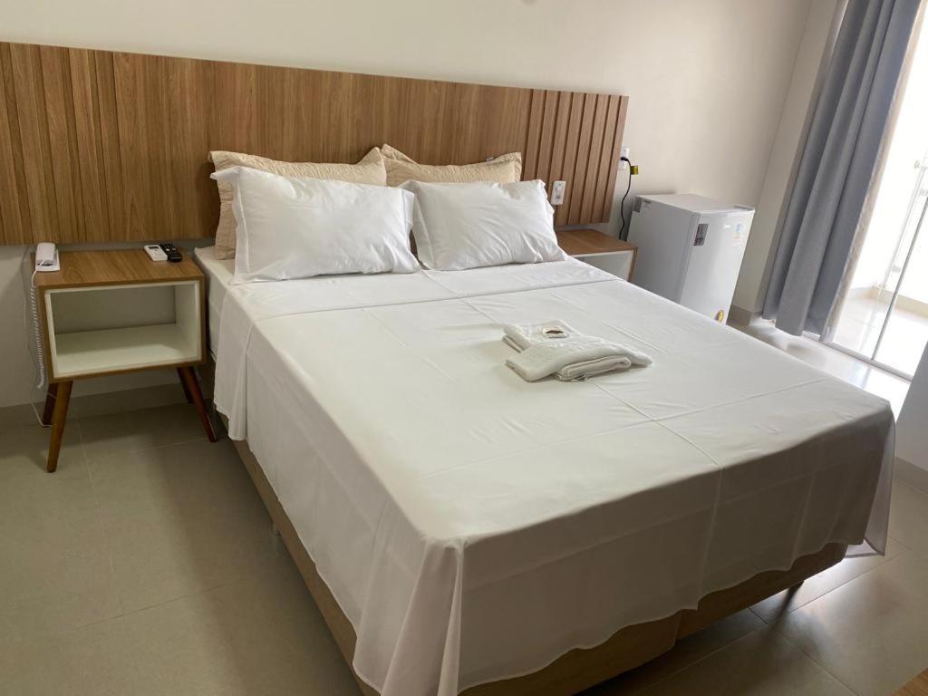 Hotel Plaza Pontes E Lacerda Екстериор снимка