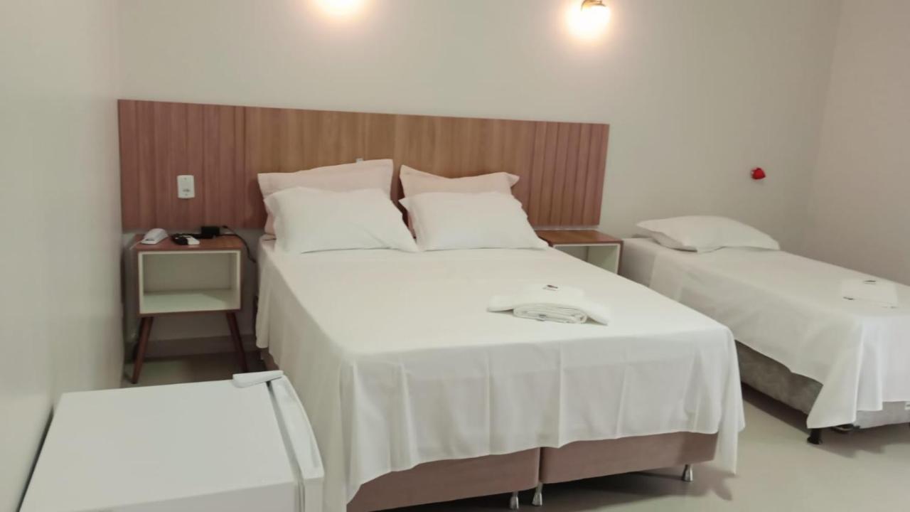 Hotel Plaza Pontes E Lacerda Екстериор снимка